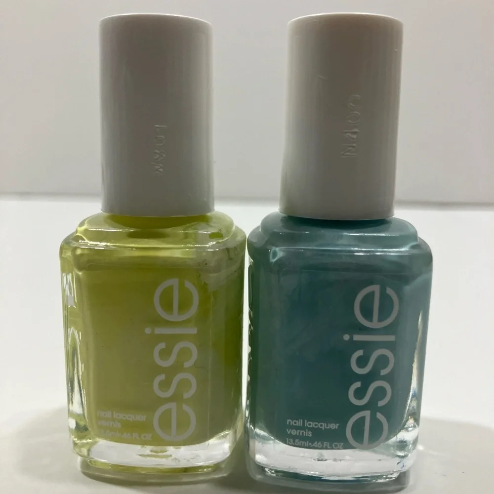 2 Essie Polish